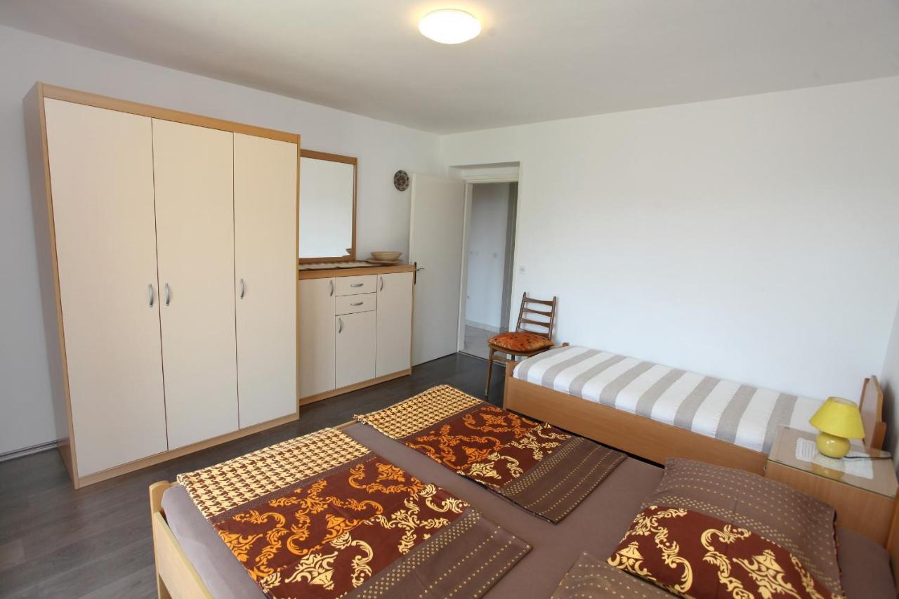 Tatjana'S Guesthouse Portorož Extérieur photo